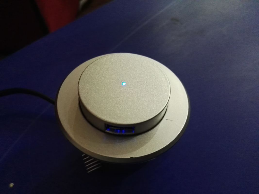 Portable Travel Usb Charging Station Round Push Mounted With 2 X USB Chargers