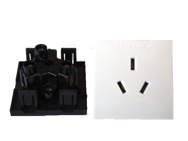 Australia Square Electric Power Sockets Wall Power Outlet with 3 Pin Plastic Jack