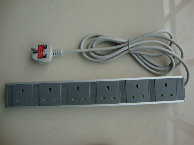6 Receptacle European Power Strip , Multi Plug Extension Cord Power Bar