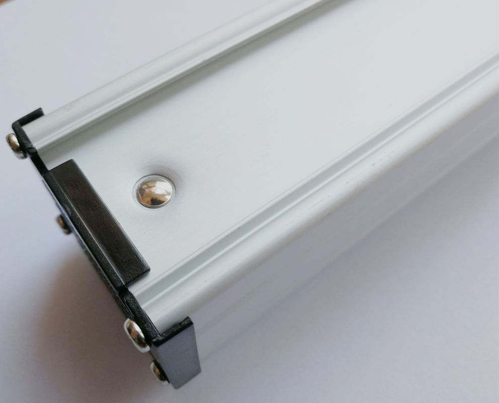 Hardwired 3 Outlets Power Strip Bar Horizontal PDU For Under Cabinet / Kitchen