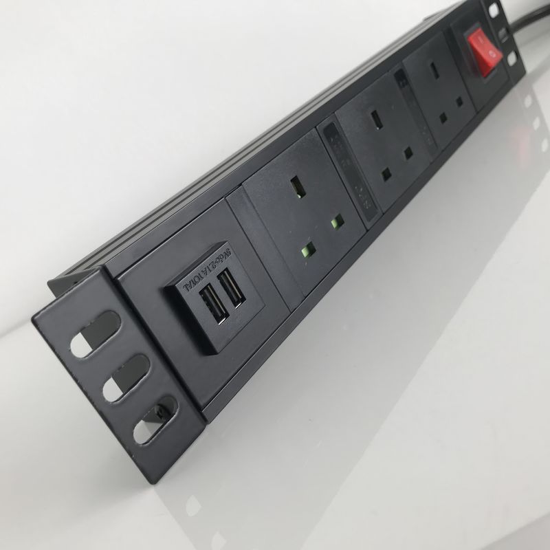 2M Cord Smart Power Strip With USB Port 3 Outlet Metal Shell UK Type G