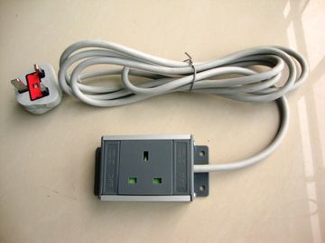 1 Receptacle European Power Strip , UK Power Distribution Units With Extension Cords