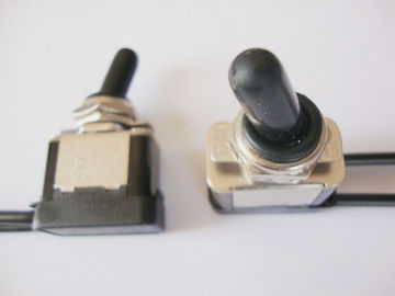 Electrical Off On Momentary On Toggle Switch , Ac Toggle Switch Waterproof